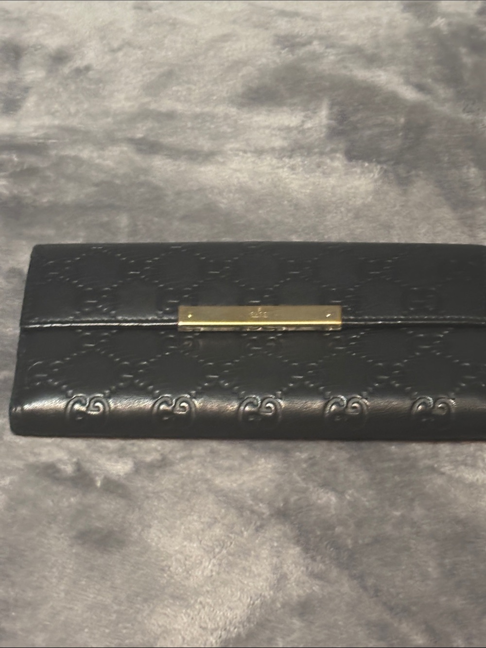 Gucci Black Embossed Leather Continental Wallet with Gold Plaque - Picture 17 of 17